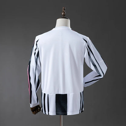 Juventus 25-26 home kit long sleeve