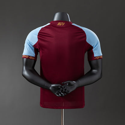 Aston Villa 25-26 home kit