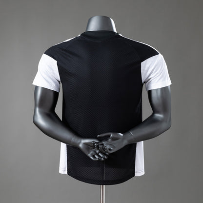 Liverpool 26-27 training kit