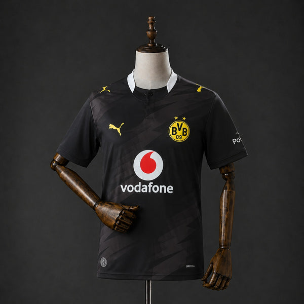 Borussia Dortmund 26-27 away kit
