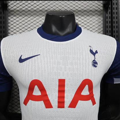 Tottenham 24-25 home kit