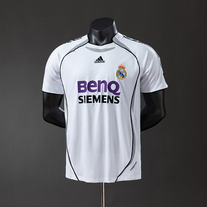 Real Madrid 06-07 home kit