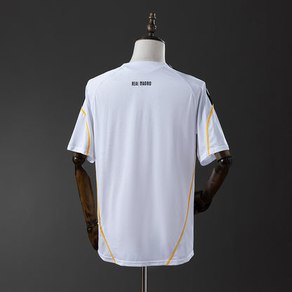 Real Madrid 09-10 home kit