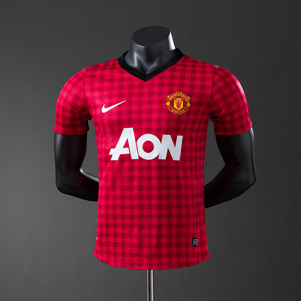 Manchester United 12-13 home kit