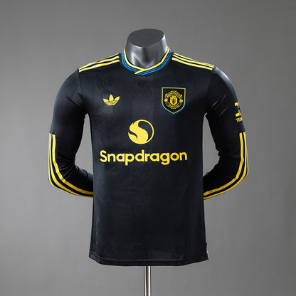Manchester United 25-26 away kit long sleeve