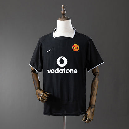 Manchester United 03-05 away kit