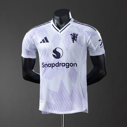 Manchester United 25-26 away kit