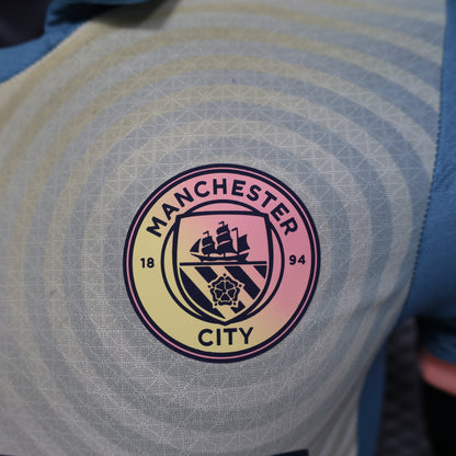 Manchester City 24-25 away kit