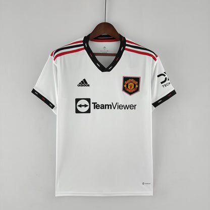Manchester United 22-23 away kit