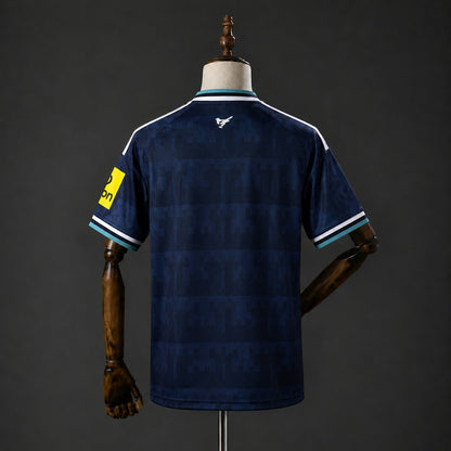 Newcastle United 26-27 away kit