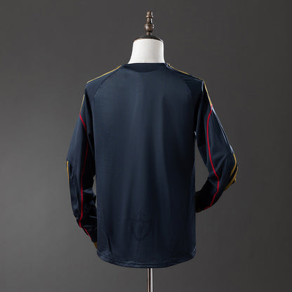 Liverpool 09-10 away kit long sleeve