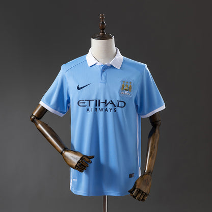 Manchester City 15-16 home kit