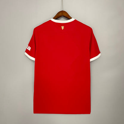 Manchester United 21-22 home kit