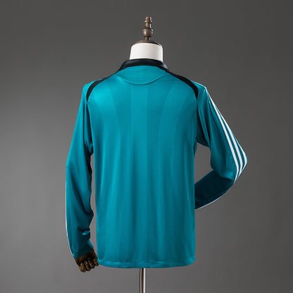 Liverpool 08-09 away kit long sleeve