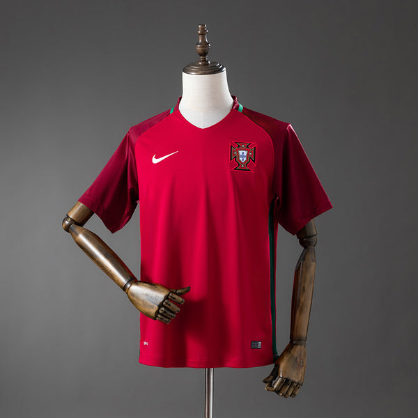 Portugal 2018 home kit
