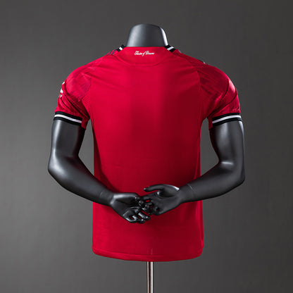 Manchester United 25-26 home kit