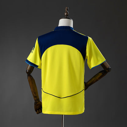 Tottenham 25-26 away kit