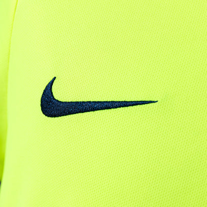 Barcelona 05-06 away kit
