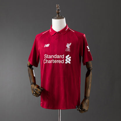 Liverpool 18-19 home kit