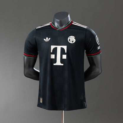 Bayern Munich 25-26 away kit