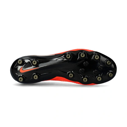 Phantom 6 Low Elite AG break 'em pack