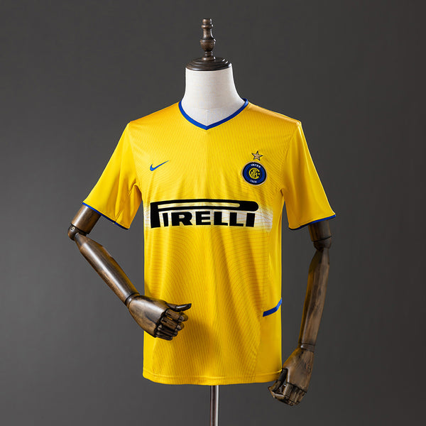 Inter Milan 02-03 away kit