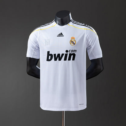 Real Madrid 09-10 home kit