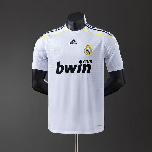 Real Madrid 09-10 home kit