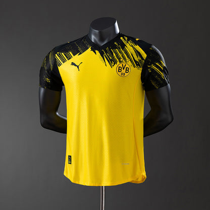 Borussia Dortmund 25-26 home kit