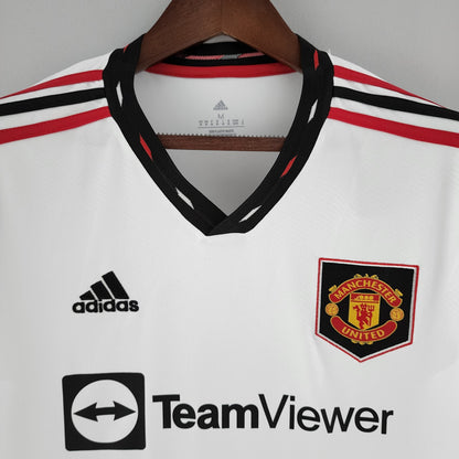 Manchester United 22-23 away kit