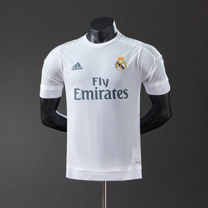 Real Madrid 15-16 home kit