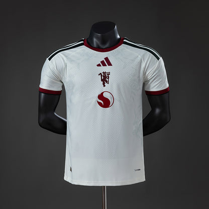 Manchester United 26-27 away kit