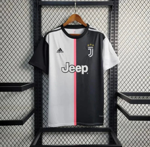 Juventus 19-20 home kit